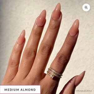 Glamnetic Press On Nails in Sheer Peach